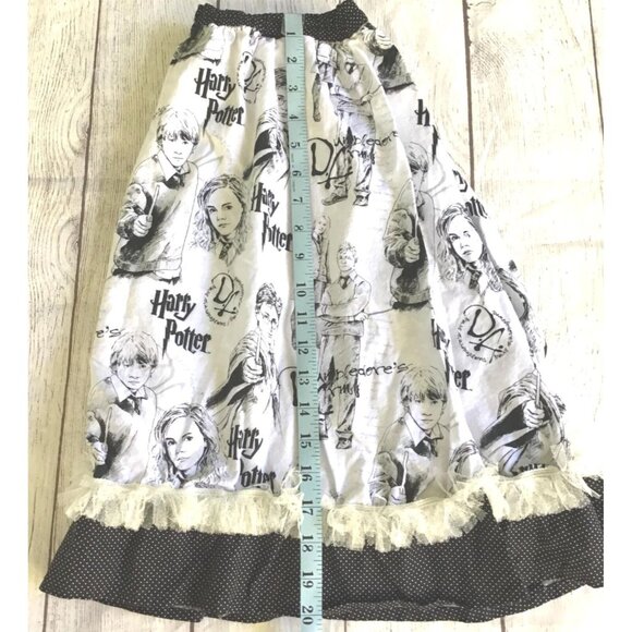 Womens HARRY POTTER Skirt Size S Ron Hermione Luna Wizards Handmade Teacher Fun - Picture 8 of 9